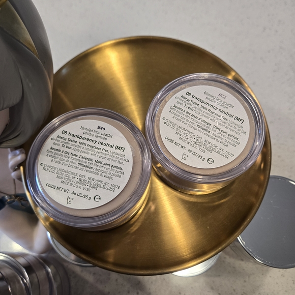 Clinique Blended Face Powder Set of 2  For $30  New & Sealed – Choose Shade - Picture 7 of 12